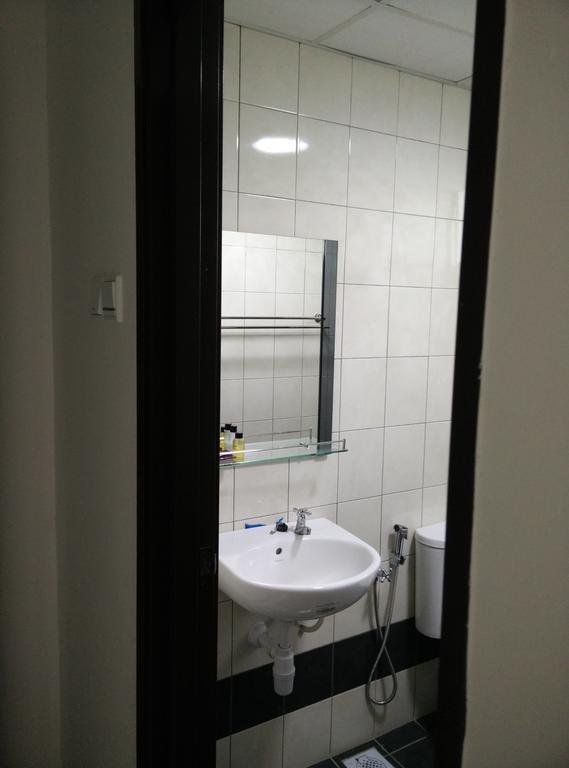 Indah Alam Condo シャー・アラム 部屋 写真