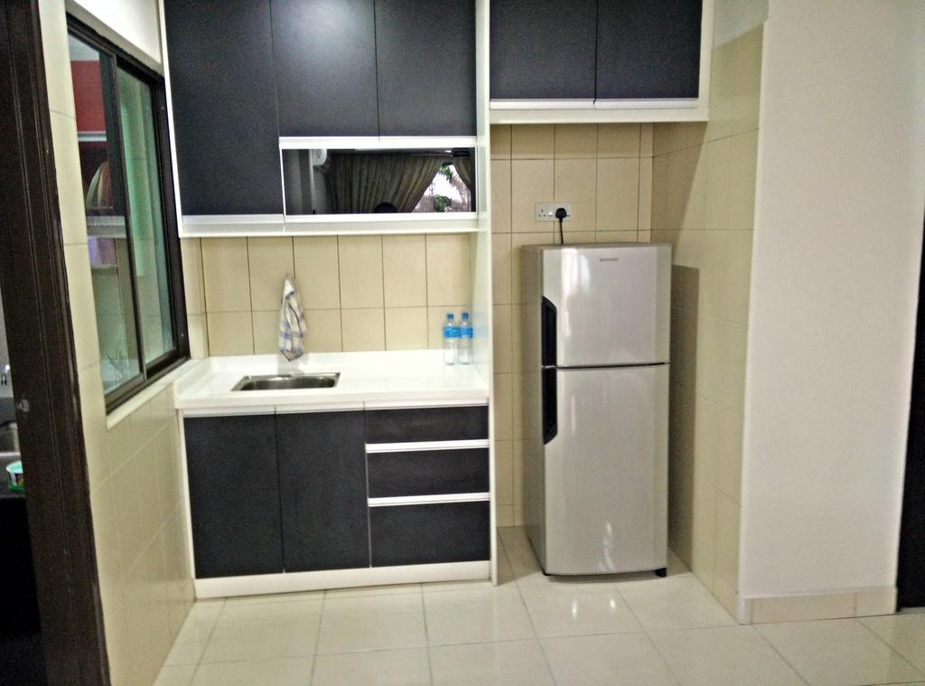 Indah Alam Condo シャー・アラム 部屋 写真