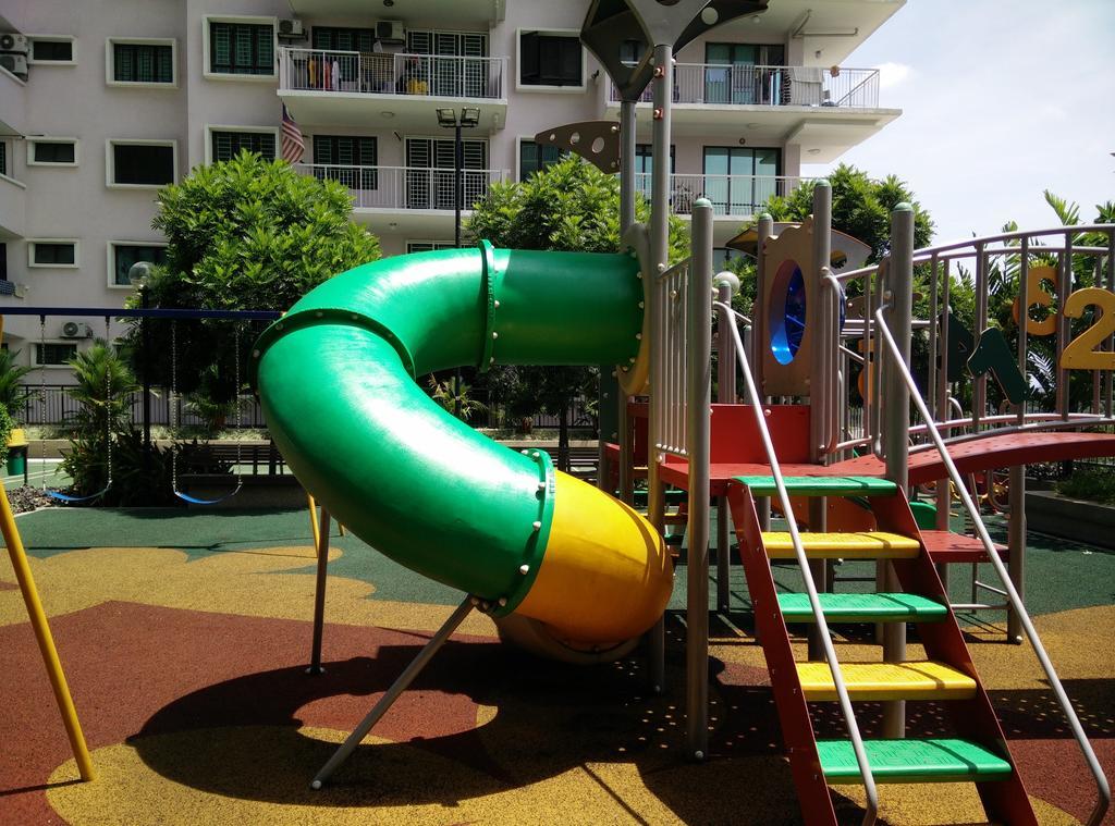 Indah Alam Condo シャー・アラム 部屋 写真
